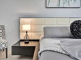 Tides N-11g in Hollywood