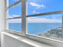 Tides N-11g in Hollywood