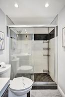 Tides N-11g in Hollywood