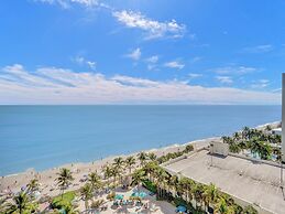 Tides N-11g in Hollywood