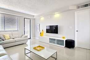 Golden Isles 509 in Hallandale Beach