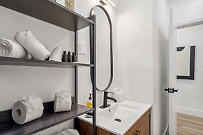 Casa Roselle 2 in Hollywood