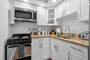 Casa Roselle 1 in Hollywood