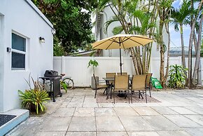 Casa Roselle 3 in Hollywood