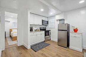 Casa Roselle 3 in Hollywood