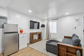 Casa Roselle 3 in Hollywood