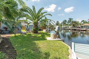 The Aqua Villa in Hollywood