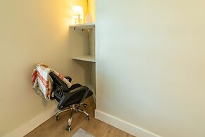 The Aqua Villa in Hollywood