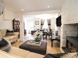 3 Rosemary Lane