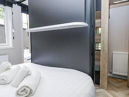 Dubs Luxury Family Pod