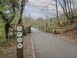 Dubs Luxury Family Pod