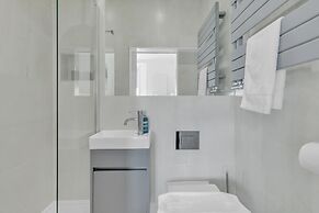 City Chic Townhouse By My Getaways