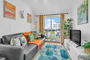 On the Water 6 With Free Parking By My Getaways