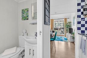 On the Water 6 With Free Parking By My Getaways