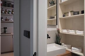 Designer Luxury Villa With Pool & Private Beach Access - Zadar