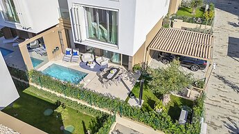 Designer Luxury Villa With Pool & Private Beach Access - Zadar