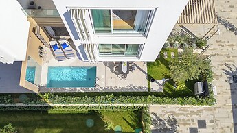 Designer Luxury Villa With Pool & Private Beach Access - Zadar