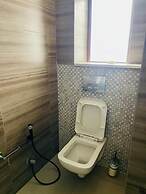 Luxury Oceanline Apartment-Shaza