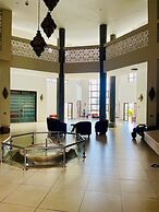 Luxury Oceanline Apartment-Shaza