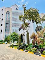 Luxury Oceanline Apartment-Shaza