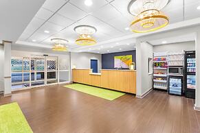 Spark by Hilton Dothan