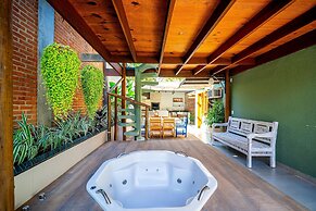Bz21 Casa com Jacuzzi e churrasqueira