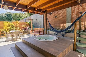 Bz21 Casa com Jacuzzi e churrasqueira