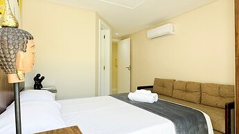 Cobertura com Piscina na praia de Bombas