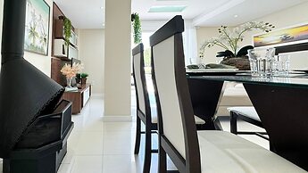 Cobertura com Piscina na praia de Bombas