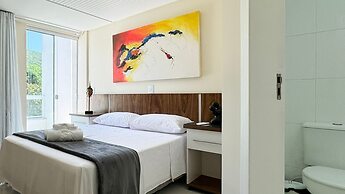 Cobertura com Piscina na praia de Bombas