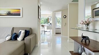 Cobertura com Piscina na praia de Bombas