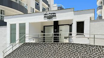 Cobertura com Piscina na praia de Bombas