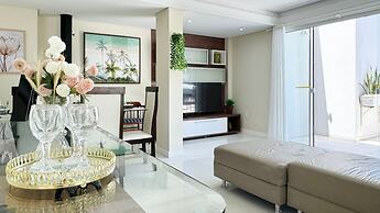 Cobertura com Piscina na praia de Bombas