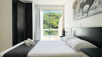 Cobertura com Piscina na praia de Bombas