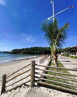 Cobertura com Piscina na praia de Bombas