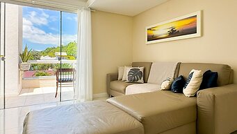 Cobertura com Piscina na praia de Bombas