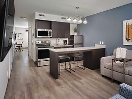 stayAPT Suites Fayetteville