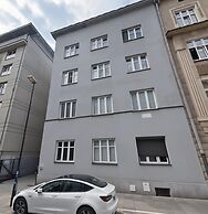 Cracow Vistula Boulevard 3