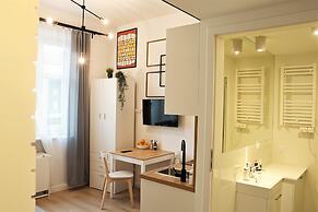 Cracow Vistula Boulevard 3