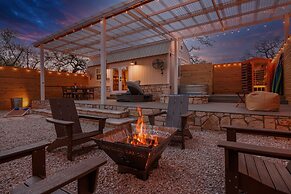 Secluded Luxury Couples cabin Sauna Pool