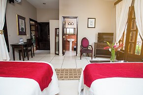 Hotel Plaza YatBalam