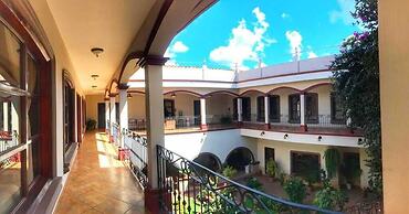 Hotel Plaza YatBalam