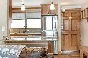 Comfortable 2BR Antlers Condo in Lionshead Village