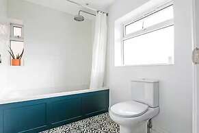 Charming 4 Bedroom Home Near Oxford