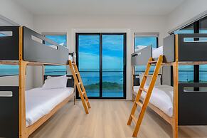 Spacious Bay