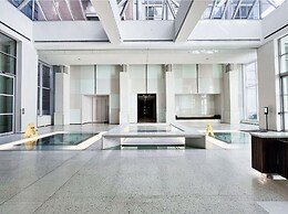 RivetStays - The Icon