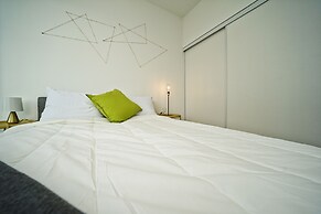 RivetStays - The Icon