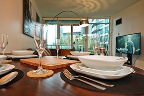 RivetStays - The Icon