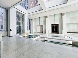 RivetStays - The Icon