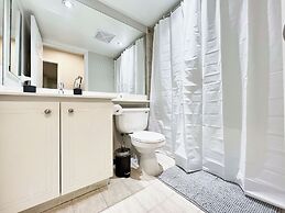 RivetStays - The Icon